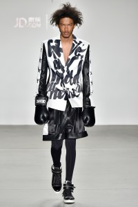 JD.com RTW Fall 2016
