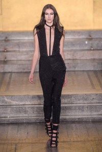 Julien Macdonald RTW Fall 2016
