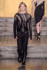 Julien Macdonald RTW Fall 2016
