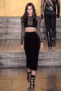 Julien Macdonald RTW Fall 2016