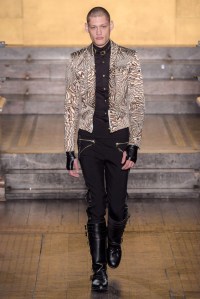 Julien Macdonald RTW Fall 2016