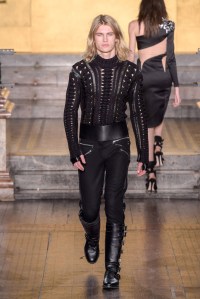 Julien Macdonald RTW Fall 2016