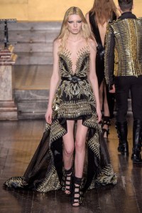 Julien Macdonald RTW Fall 2016