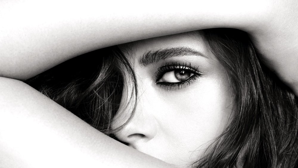 Kristen Stewart is the New Face of Chanel Makeup