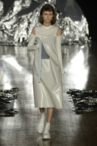 Yawen Qian London College of Fashion MA16 Women's RTW Fall 2016