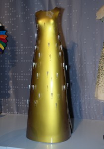 Costume Institute Previews ‘Manus x Machina’