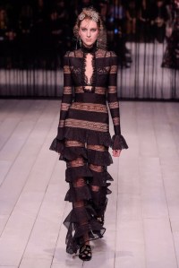Alexander McQueen RTW Fall 2016