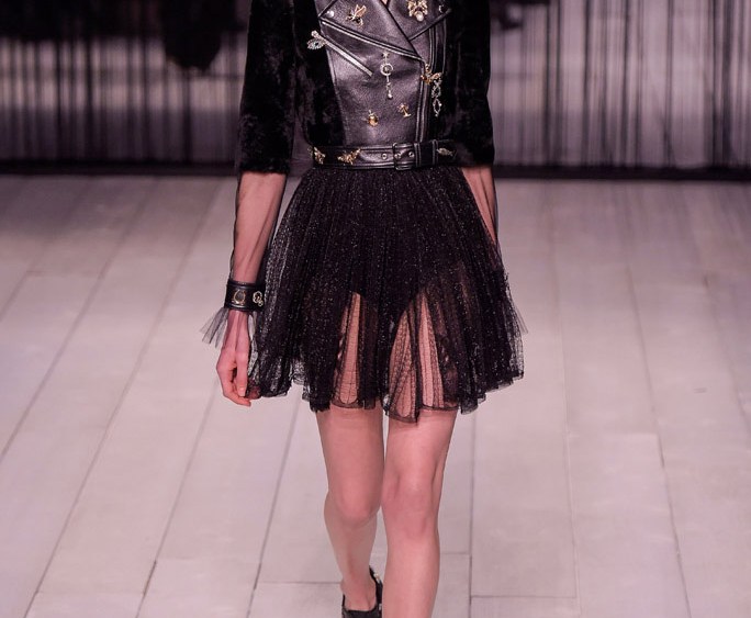 Alexander McQueen RTW Fall 2016