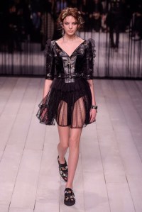 Alexander McQueen RTW Fall 2016