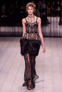 Alexander McQueen RTW Fall 2016