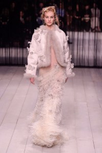 Alexander McQueen RTW Fall 2016