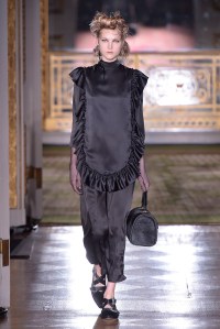 Simone Rocha RTW Fall 2016
