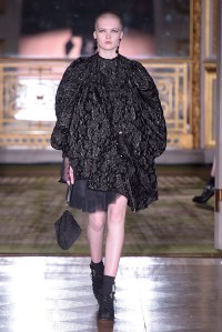 Simone Rocha RTW Fall 2016