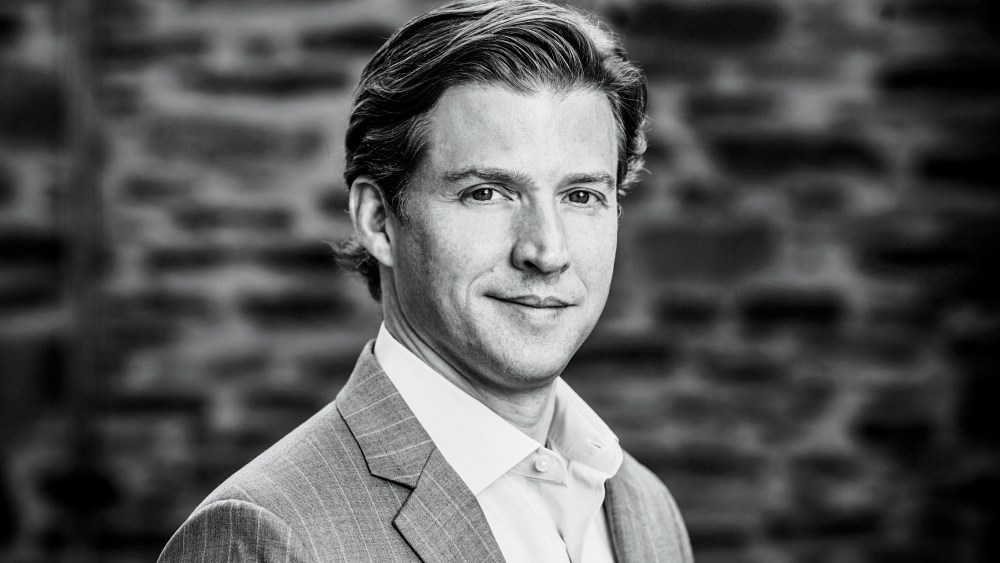 Alec Ross, Former Innovation Guru for Hillary Clinton, On the Future
