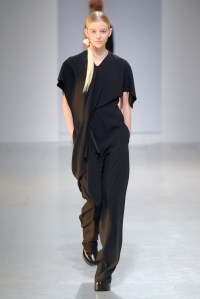 Chalayan RTW Fall 2016