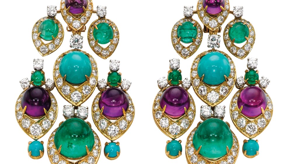 Jewelry Collecting Shifts Focus