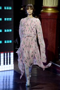 Kenzo RTW Fall 2016