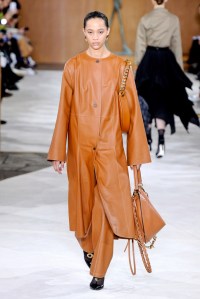 Loewe RTW Fall 2016