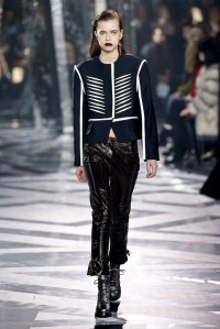 Louis Vuitton RTW Fall 2016
