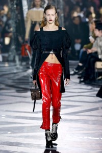 Louis Vuitton RTW Fall 2016