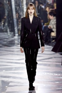Louis Vuitton RTW Fall 2016