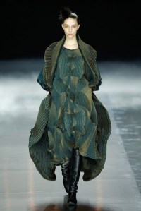 Issey Miyake RTW Fall 2016
