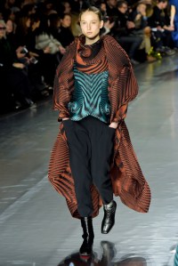 Issey Miyake RTW Fall 2016