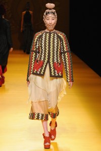 Nguyen Cong Tri RTW Fall 2016