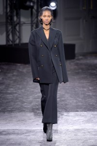 Nina Ricci RTW Fall 2016