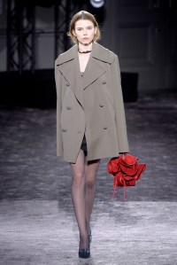 Nina Ricci RTW Fall 2016