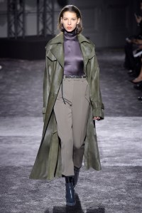 Nina Ricci RTW Fall 2016