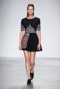 Rahul Mishra RTW Fall 2016