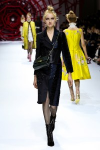 Shiatzy Chen RTW Fall 2016