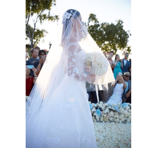 Liu Shishi Marries Nicholas Wu in Custom Carven Gown