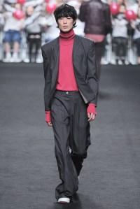 A look from Munsoo Kwon.