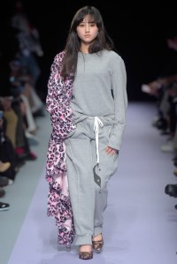 Tokyo New Age RTW Fall 2016: Keisuke Yoshida