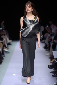 Tokyo New Age RTW Fall 2016: Kotoha Yokozawa