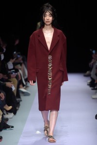 Tokyo New Age RTW Fall 2016: Kotoha Yokozawa