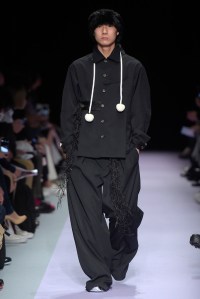 Tokyo New Age RTW Fall 2016: Soshi Otsuki