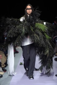 Tokyo New Age RTW Fall 2016: Soshi Otsuki