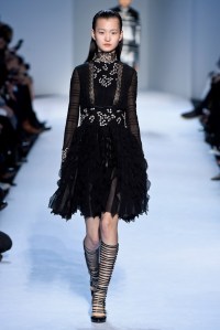 Giambattista Valli RTW Fall 2016