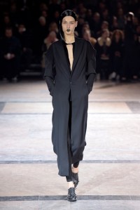 Yohji Yamamoto RTW Fall 2016