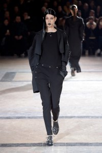 Yohji Yamamoto RTW Fall 2016