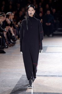 Yohji Yamamoto RTW Fall 2016