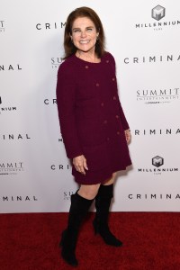 Tovah Feldshuh at the "Criminal" New York Premiere