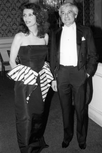 Fred and Gale Hayman attending the Rodeo Drive Committee annual gala honoring Diana Vreeland in Los Angeles, 1983.