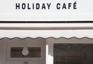 The exterior of Holiday Café in Paris