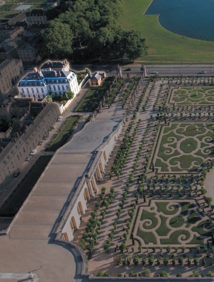 The Grand Controle in Versailles