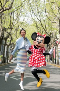 A look by Han Lu Lu for the Minnie Mouse inspired collection.
