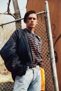 Faith Connexion’s nylon jacket, cotton T-shirt and denim jeans. Triton necklace.